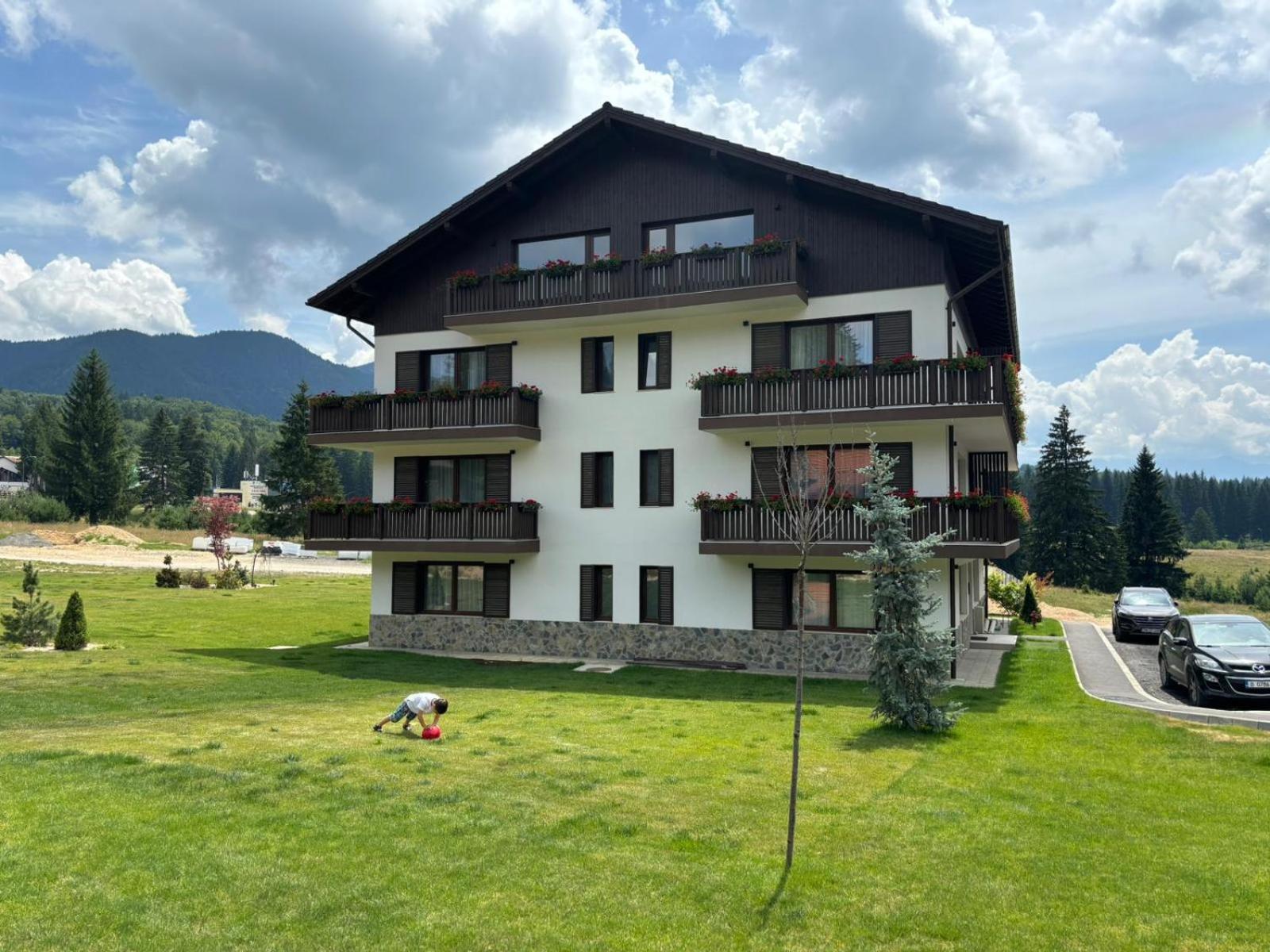 Albert Residence Aparthotel Grand Chalet With Free Spa Access To Alpin Resort Poiana Brasov Exterior photo